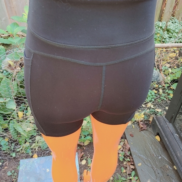 Don't Ache for a Better Body Shorts Size XS. - Picture 6 of 7